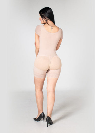 Faja media pierna con Mangas que Moldea tu Figura y Realza Glúteo Ref.022681