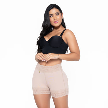 SHORT CORTO TALLE MEDIO REF. 024670