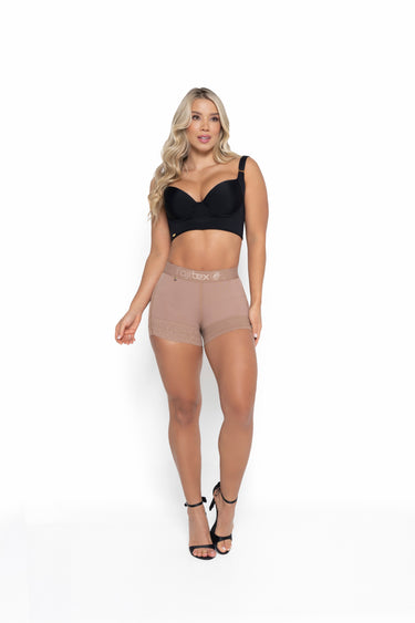SHORT EXTRA CORTO DESCADERADO REF. 024900