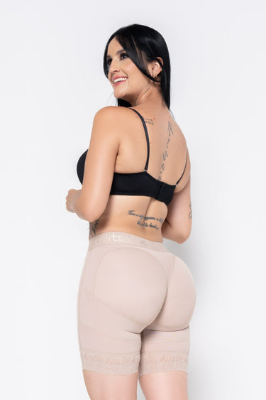 SHORT  MEDIA PIERNA DESCADERADO REF. 024500