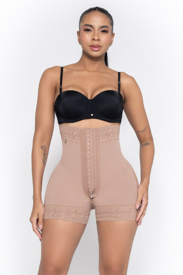 Short Corto Talle Alto Elegante con Realce y Control Ref. 024656