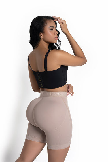 Short luxury Invisible Levanta Cola: Elegancia en Cada Movimiento. 224520