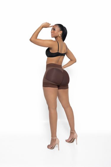 SHORT CORTO TALLE MEDIO REF. 024670